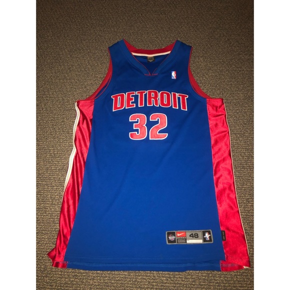 pistons away jersey